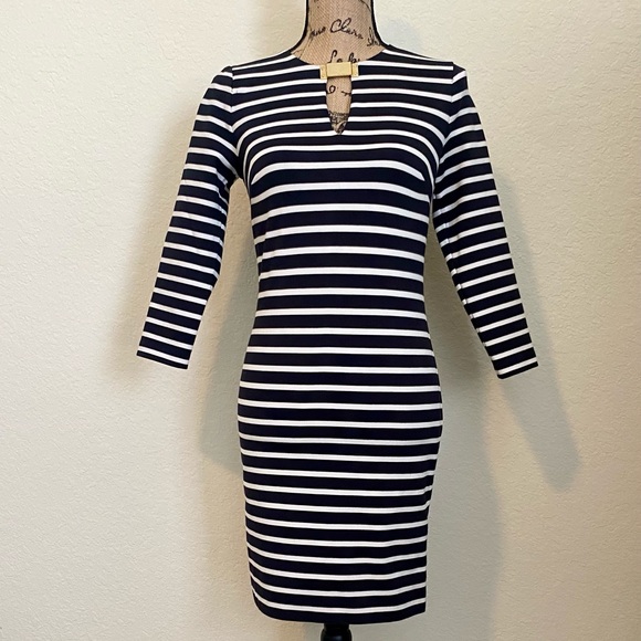 🔥MICHAEL KORS Stripe Dress🔥Size: XS - Picture 4 of 12